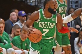 波士顿凯尔特人场外花絮-爱游戏网址