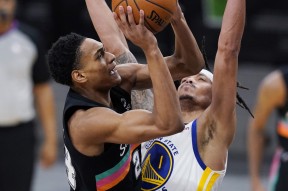 圣安东尼奥马刺内部会议纪要流出——赛前内部沟通，CBA季后赛使命明确，球探报告显示潜力 -爱游戏官方入口