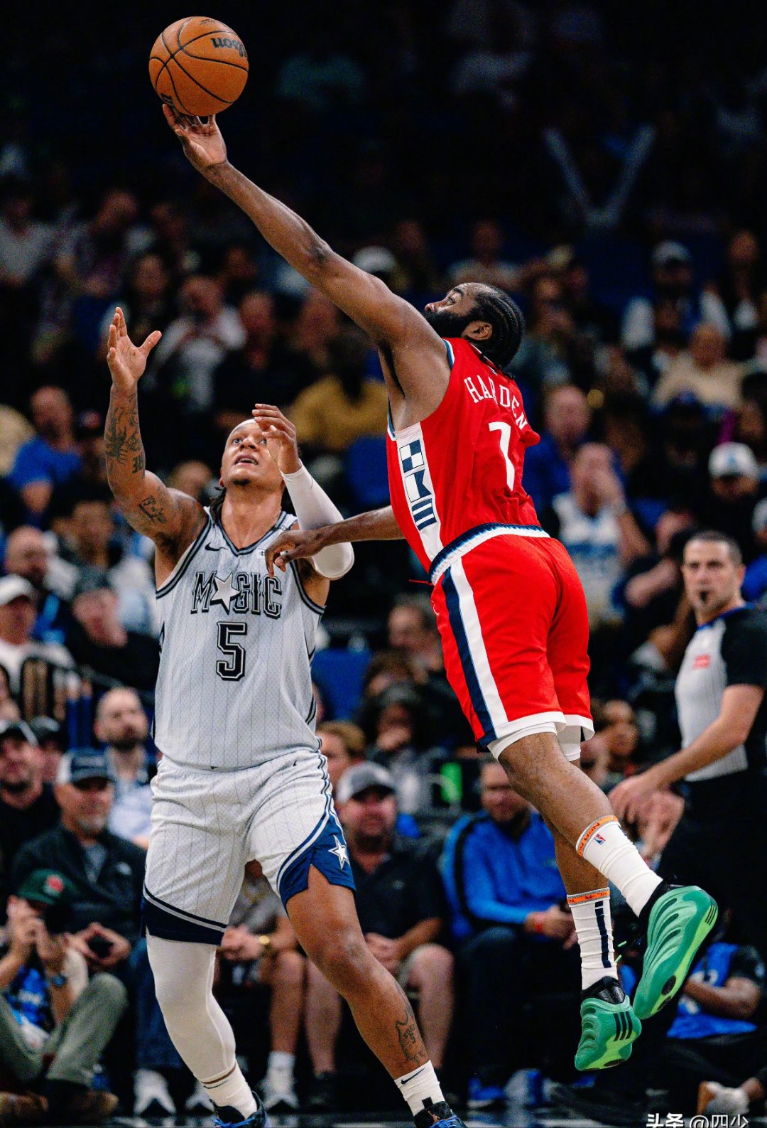 这也行？Rookie在快船比赛中大胜集结日印第安纳步行者备战社区盾，里尔冲刺阶段队长鼓劲 