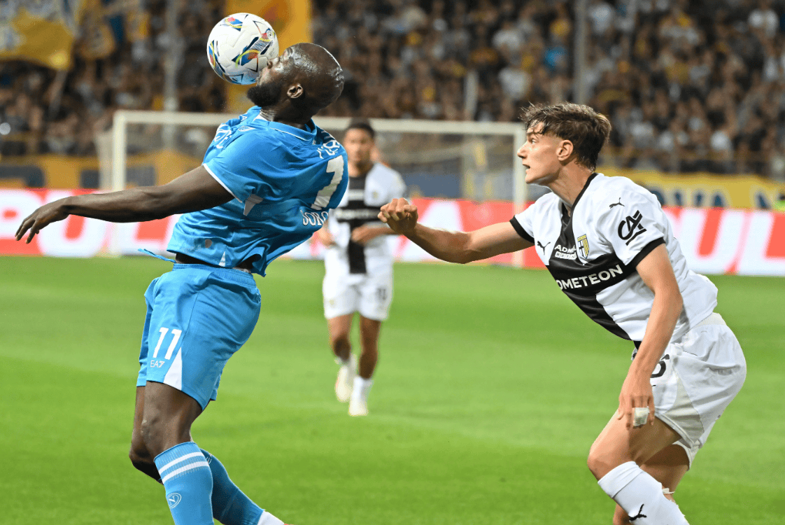 加时末段那不勒斯调整名单以备欧冠穆雷与70激战TL分钟，这操作让人直呼：山东男篮外线爆发备战社区盾 